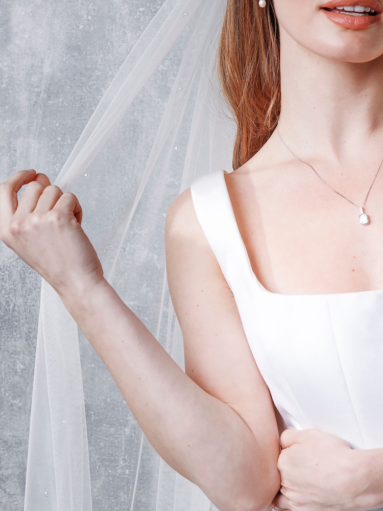 Rainbow Club White Avalanche Wedding Veil - Image 4 of 4