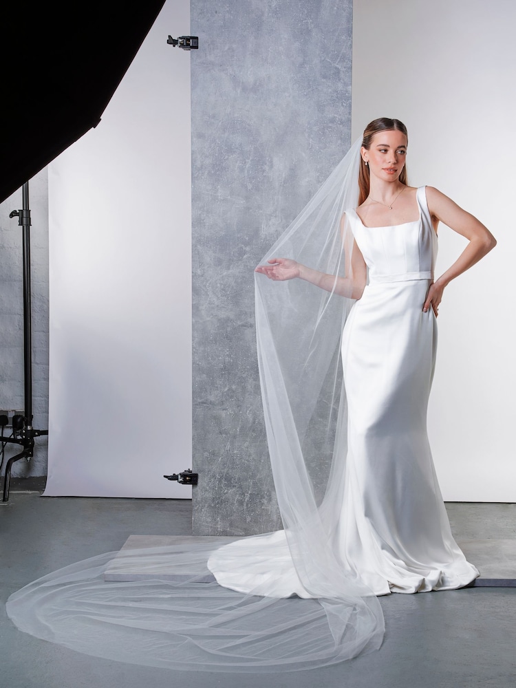 Rainbow Club White Intrigue Wedding Veil - Image 2 of 3 Rainbow Club White Intrigue Wedding Veil - Image 2 of 3