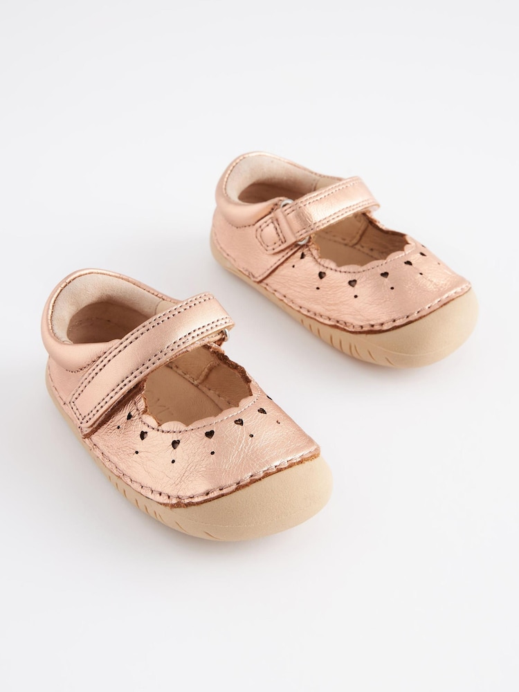 Roségold, Pink, Leder - Crawler Mary Jane Schuhe - Bild 1 von 5 Roségold, Pink, Leder - Crawler Mary Jane Schuhe - Bild 1 von 5