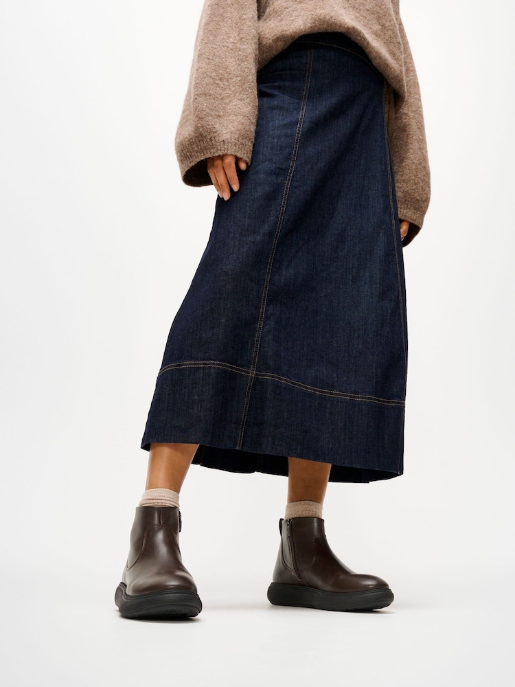 FitFlop Brown Iq-Comff Leather Zip Ankle Boots - Image 1 of 4
