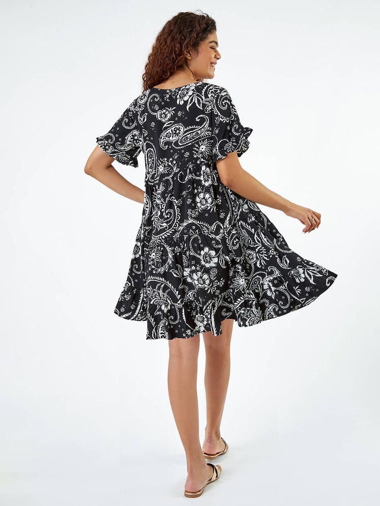 Vestido fruncido con diseño escalonado con estampado floral de cachemira de Roman - Imagen 2 de 5 Vestido fruncido con diseño escalonado con estampado floral de cachemira de Roman - Imagen 2 de 5