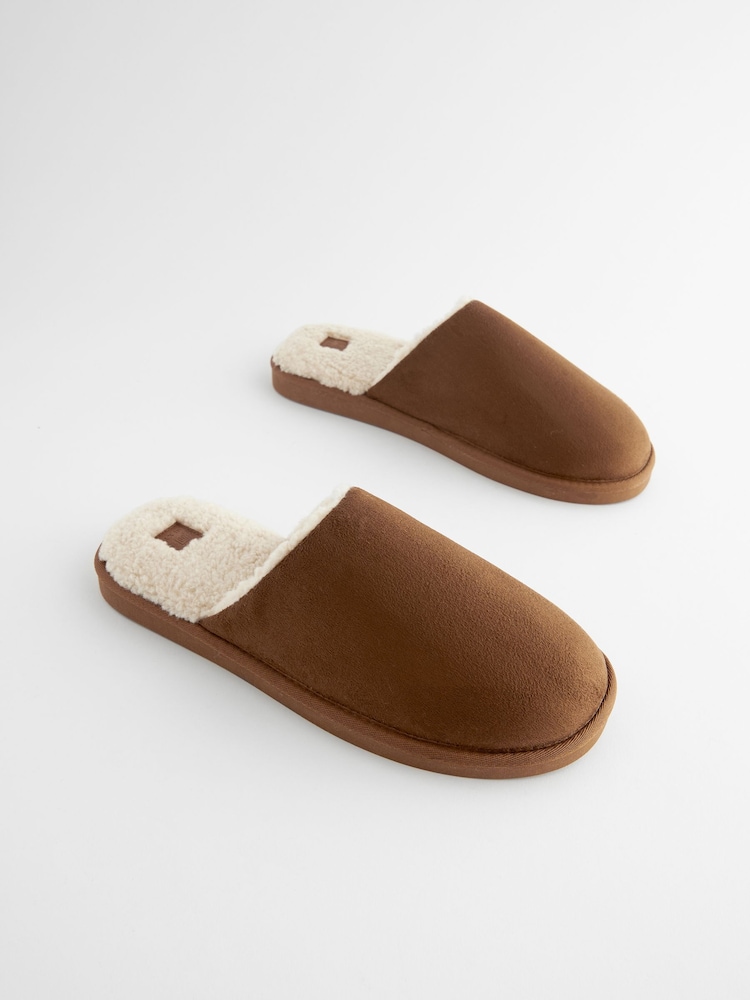 Marrón tostado - Pantuflas estilo chinelas con forro de borreguito - Imagen 2 de 5 Marrón tostado - Pantuflas estilo chinelas con forro de borreguito - Imagen 2 de 5