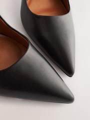 Preto - Sapatos de couro bico fino - Imagem 11 de 15