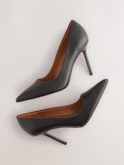 Preto - Sapatos de couro bico fino - Imagem 12 de 15