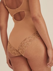 Nude Smoothing Control Lace Non Pad Wired Body - Image 4 of 5
