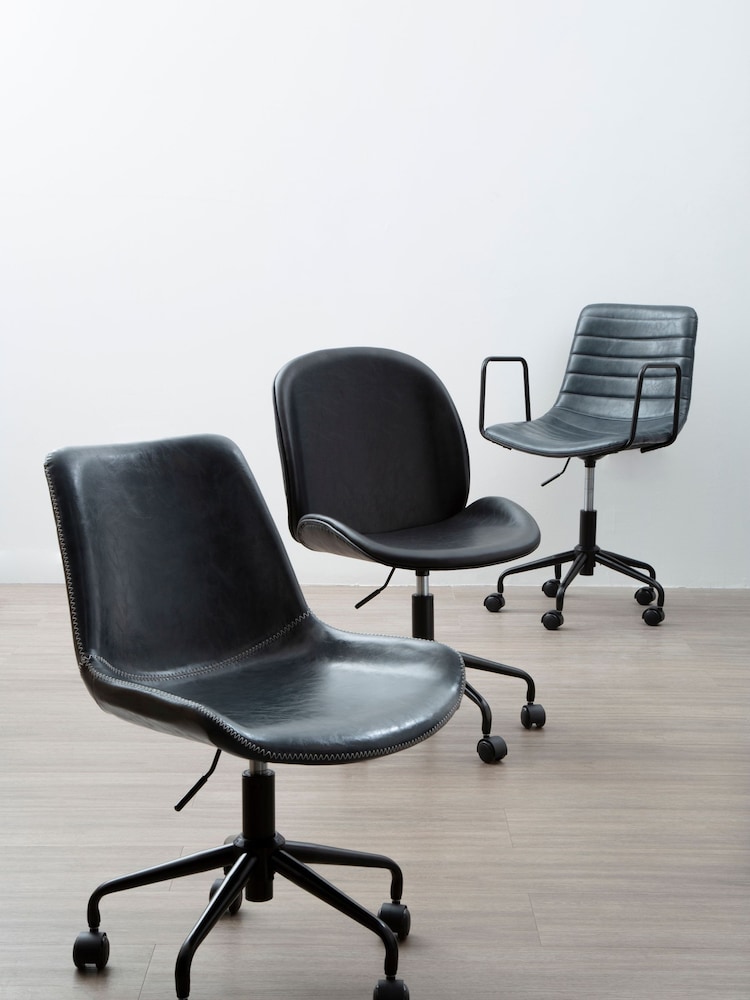 Silla de oficina con diseño de efecto cuero Forbes de Fifty Five South - Imagen 1 de 4