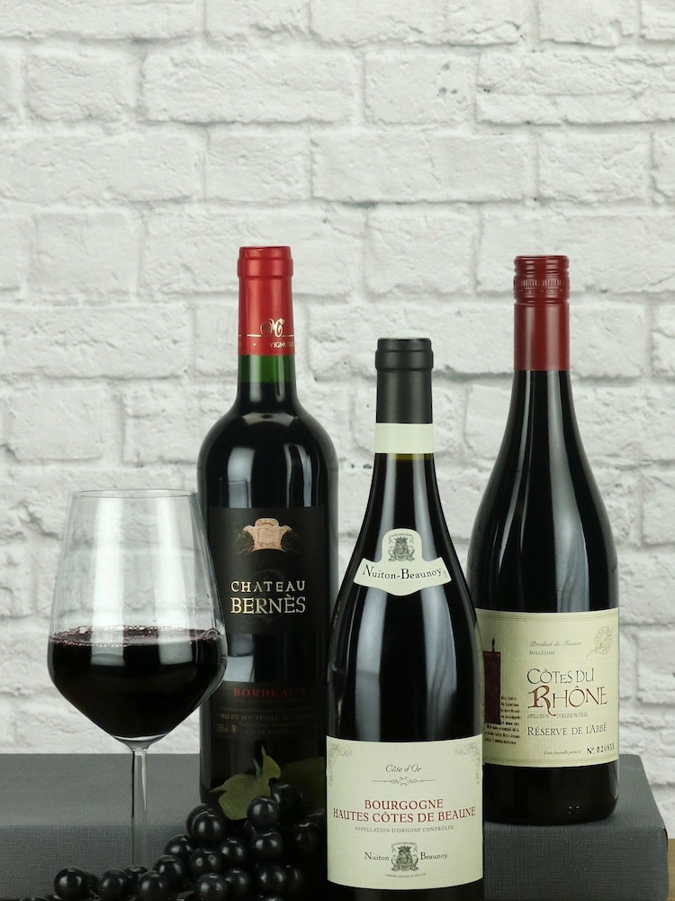 Le Bon Vin Trio of French Red Wines - Image 1 of 1