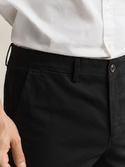 Melns - GANT Smart Slim Fit smalka tvīla chino bikses - Attēls 4 no 5