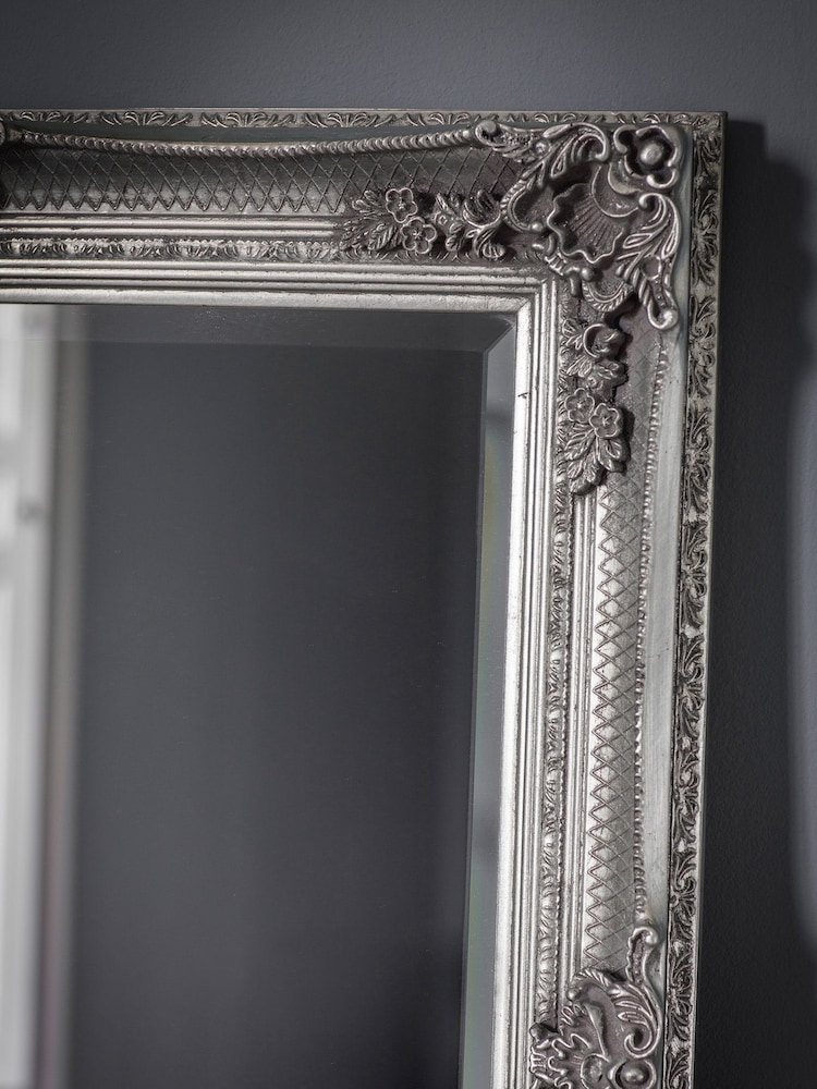 Gallery Home Silver Assen Leaner Mirror - Image 3 of 3