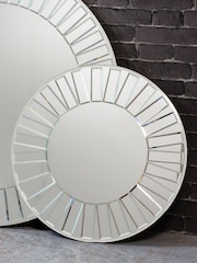 Gallery Home Silver Hooper Round Mirror - Image 1 of 2