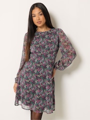M&Co Petite Ditsy Long Sleeve Chiffon Dress - 6的图像1｝