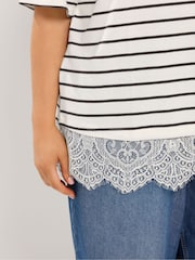 Yours Curve Cream Lace T-Shirt - Image 4 of 6