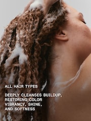 Olaplex No.4C Clarifying Shampoo 250ml - Image 3 of 5