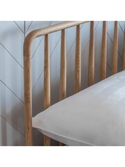 Gallery Home Light Wood Virginia Spindle Bed - Image 2 of 3