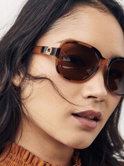 Tortoiseshell effect Small Square Polarised Sunglasses - Image 2 of 5