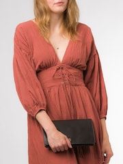 Schwarz - Conkca Cherish Clutch aus Leder - Bild 1 von 3