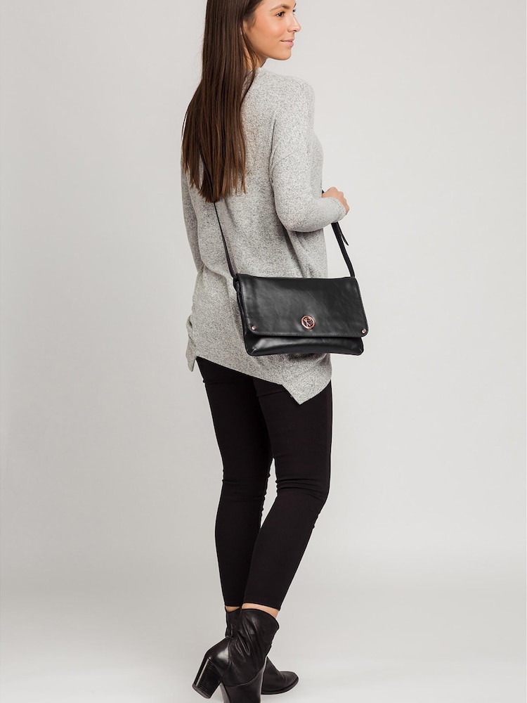 Pure Luxuries London Ermes Black Leather Cross-Body Clutch Bag - Image 5 of 5