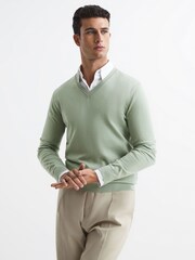 Reiss Apple Earl Merino Wool V-Neck Jumper - Image 1 of 6