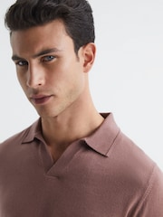 قميص بولو صوف ميرينو بياقة مفتوحة Duchie من REISS - Image 4 of 7