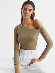 Reiss Khaki Rosie Asymmetric Off Shoulder Top - Image 6 of 6