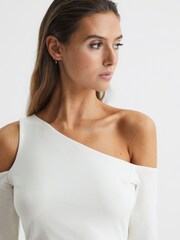 Reiss Cream Rosie Asymmetric Off Shoulder Top - Image 1 of 6