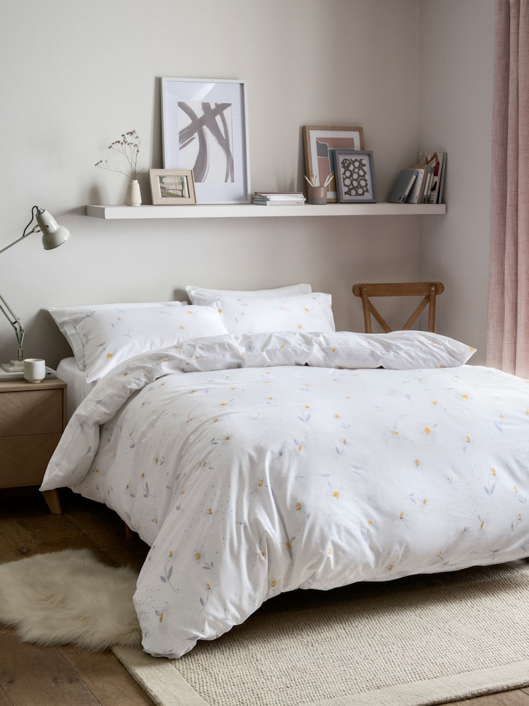 2 Pack Purple Daisy Reversible Duvet Cover and Pillowcase Set - Image 2 of 9