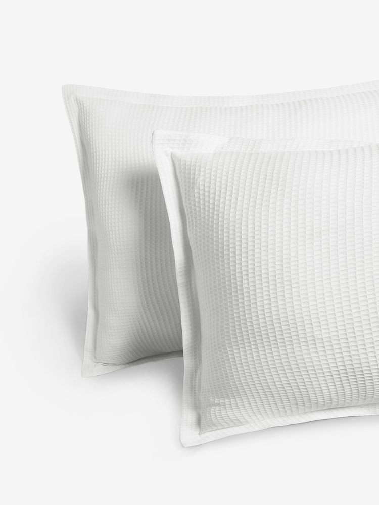 White Waffle Duvet Cover And Pillowcase Set - Image 4 of 4
