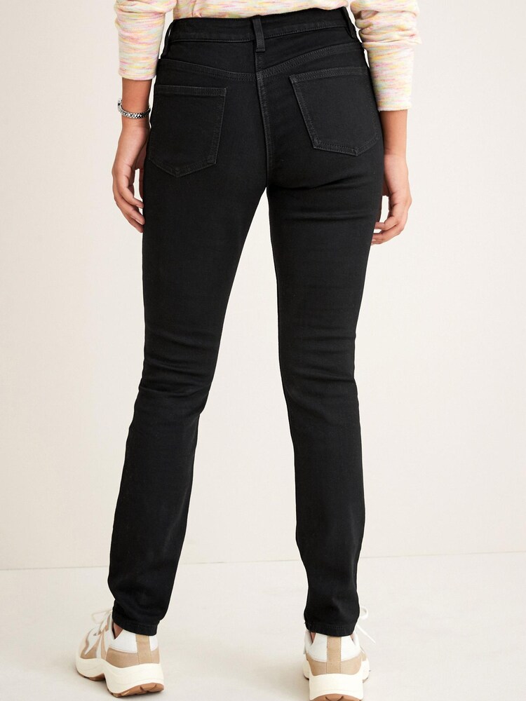Schwarz - Jeans mit engem Schnitt - Bild 2 von 6 Schwarz - Jeans mit engem Schnitt - Bild 2 von 6