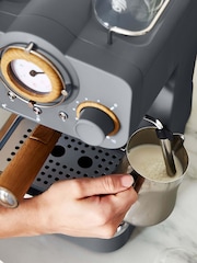 Swan Grey Pump Espresso Coffee Machine - Image 6 of 7