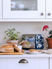 Laura Ashley Blue 4 Slice Elveden 2 Slice Toaster - Image 5 of 6
