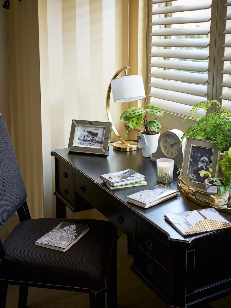 Laura Ashley Black Henshaw 5 Drawer Desk - Image 1 of 3