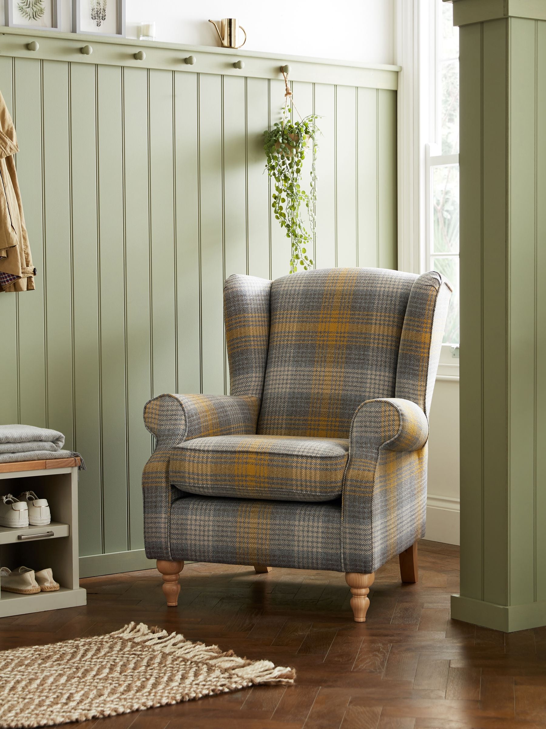Yellow and grey chair 2025