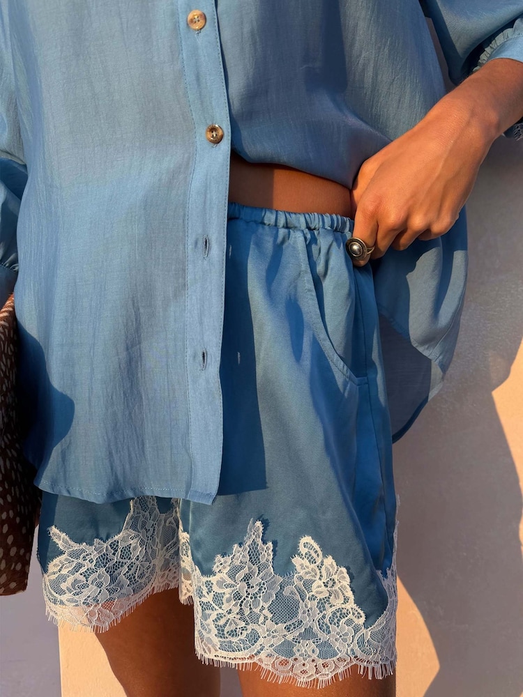Never Fully Dressed Lace Maeva -shortsit - Kuva 2 / 5