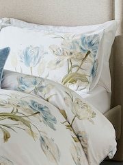 Laura Ashley Seaspray Blue 220 Thread Count Gosford 100% Cotton Duvet Cover and Pillowcase Set - Image 3 of 4