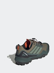 adidas Green Terrex Skychaser Gore-Tex Hiking Shoes - Image 9 of 10