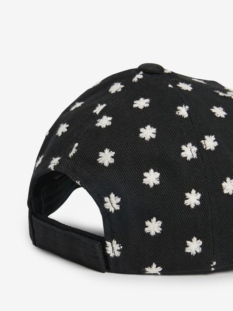 Black Daisy Embroidered Embroidered Cap (3mths-16yrs) - Image 2 of 2