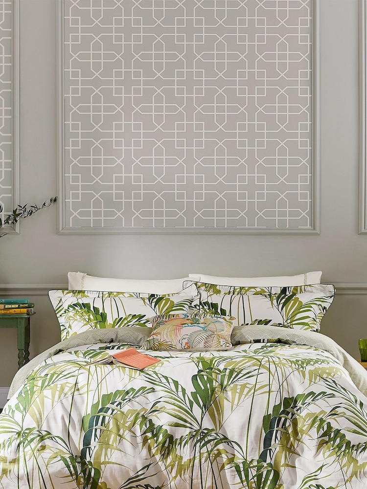 Sanderson Green Botanical 200 Thread Count Cotton Sateen Palm House Fitted Sheet - Image 2 of 4