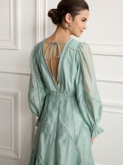 Light Green Lace Waist Dress - Image 3 of 5
