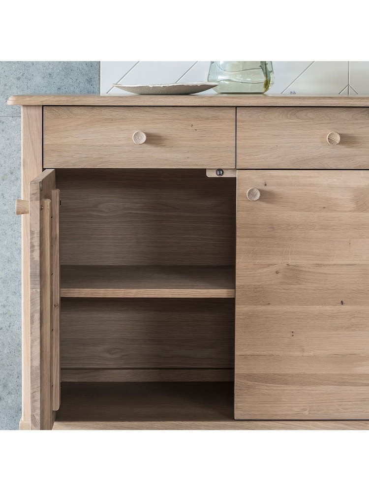 Gallery Home Natural Virginia 3 Door 3 Drawer Sideboard - Image 2 of 3