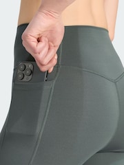 adidas Optimé Essentials Stash Pocket 7-Inch Short Leggings - תמונה 4 מתוך 5