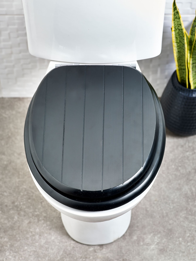 Black Malvern Antibacterial Toilet Seat - Image 1 of 3