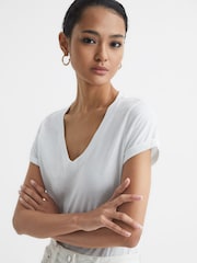 Reiss White Luana Cotton-Jersey V-Neck T-Shirt - Image 4 of 6