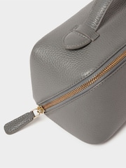 Osprey London Grey The Jet Set Leather Washbag - Image 3 of 5