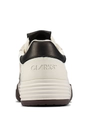 Bela - Clarks športni copati iz semiša Cica Skater - Slika 5 iz 7
