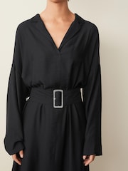 Schwarz - Langärmeliges Midikleid mit Gürtel - Bild 3 von 3