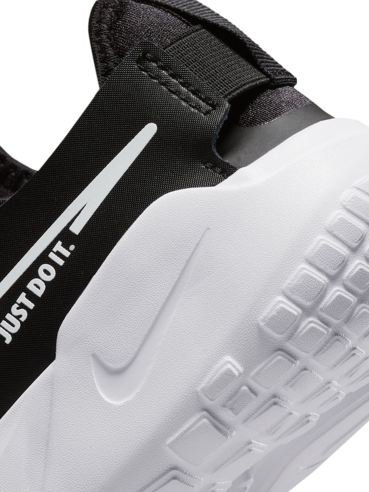 črna/bela - Športni copati Nike Flex Runner Youth - Slika 10 iz 10 črna/bela - Športni copati Nike Flex Runner Youth - Slika 10 iz 10