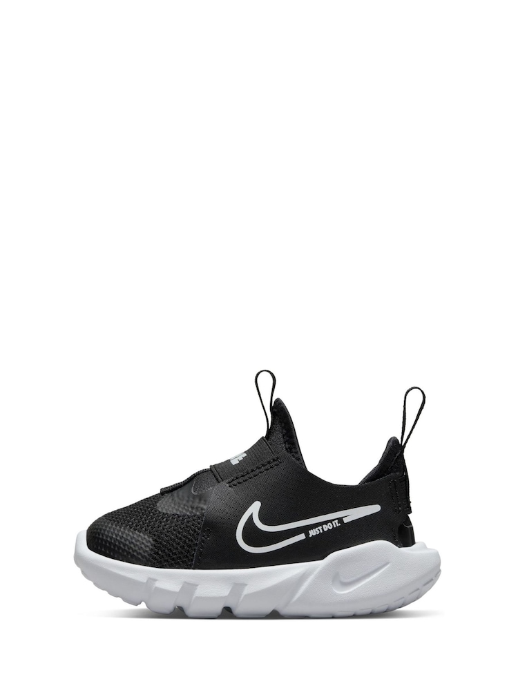Nike Black/White Flex Runner 2 Infant Trainers - Image 2 of 9