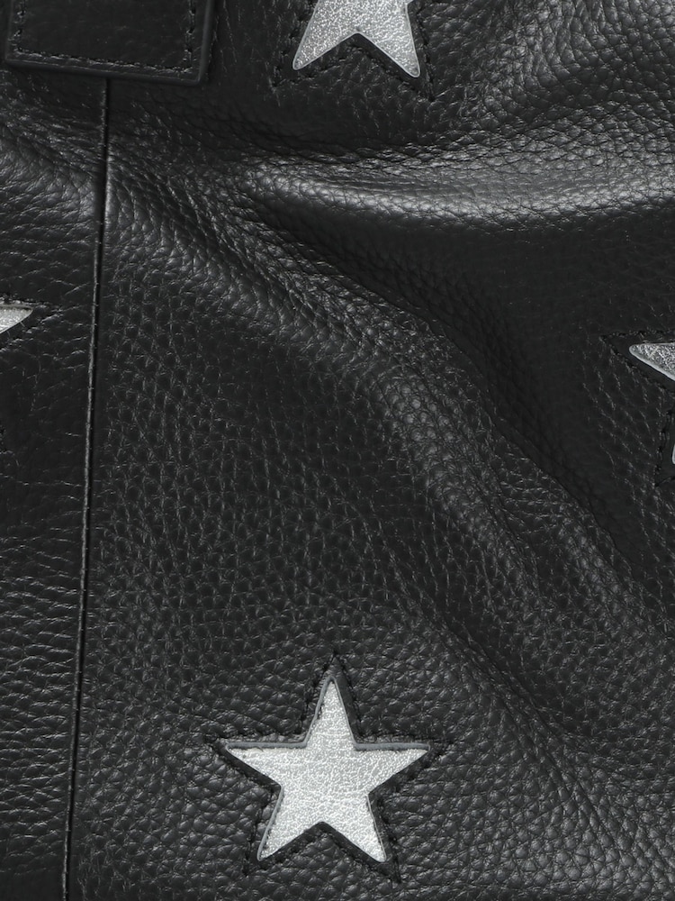 Schwarz - Jones Bootmaker Dayna Ledertasche mit Sterndesign - Bild 3 von 3 Schwarz - Jones Bootmaker Dayna Ledertasche mit Sterndesign - Bild 3 von 3