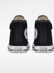 أسود - حذاء رياضي بقبة مرتفعة للأطفال ‪1V‬ من Converse - صورة 4 من 7