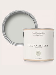 Laura Ashley Pale Sage Leaf Green 2.5 Litre Kitchen And Bathroom Paint - Image 4 of 4